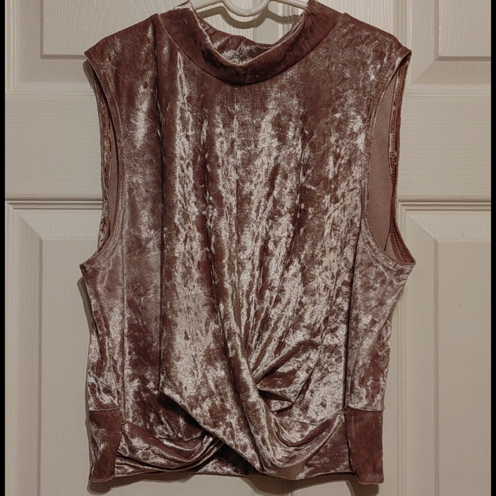 🤏 Snap Top - Picture 4 of 10